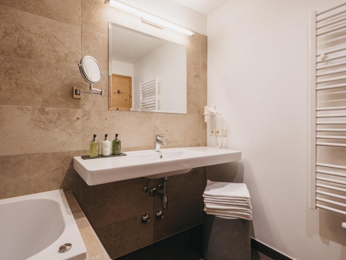 Hotel Vier Jahreszeiten By Vaya Inkl Zell Am See-Kaprun Sommerkarte 외부 사진